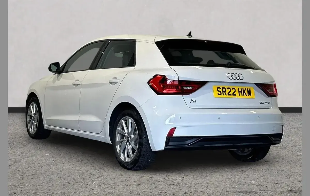 Used Audi A1 Sport 108 HP (79 kW) 2022 White SUV