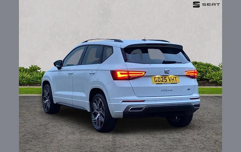 Used Seat Ateca FR Sport 148 HP (108 kW) 2025 White SUV