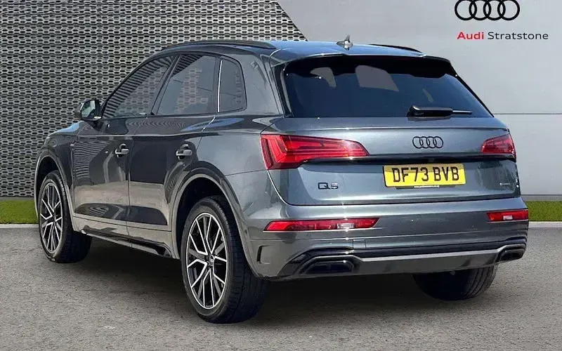 Used Audi Q5 Black Edition 204 HP (150 kW) 2023 Grey SUV