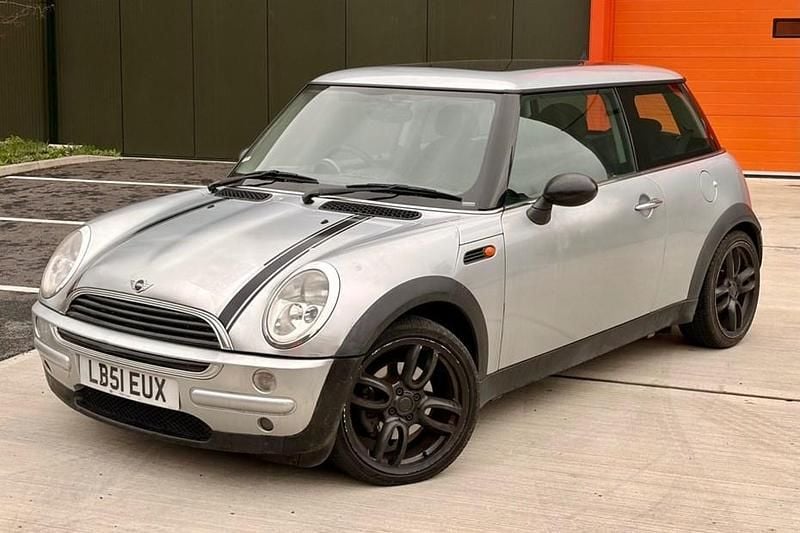 Used Mini ONE Hatch 2002 Silver Hatchback