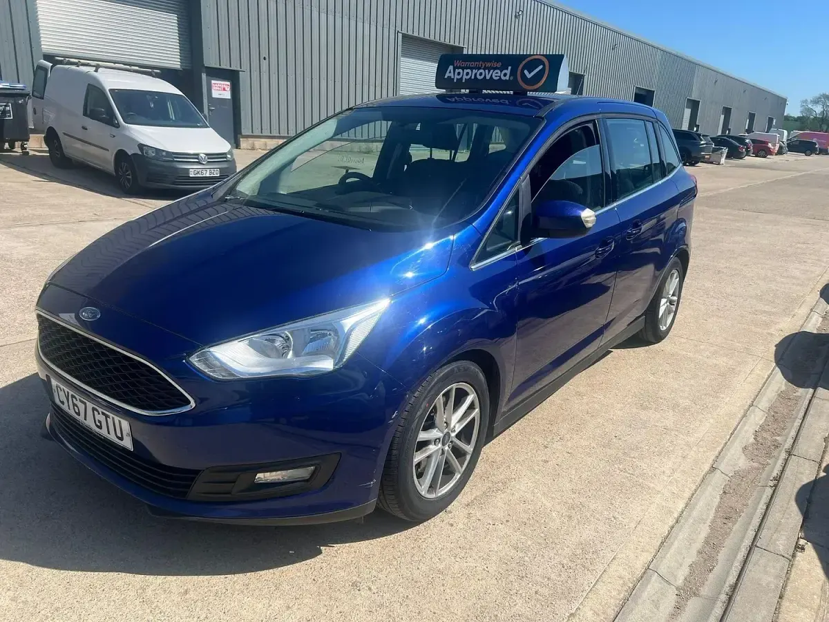 Used Ford Grand C-Max Zetec 120 HP (88 kW) 2018 Blue MPV
