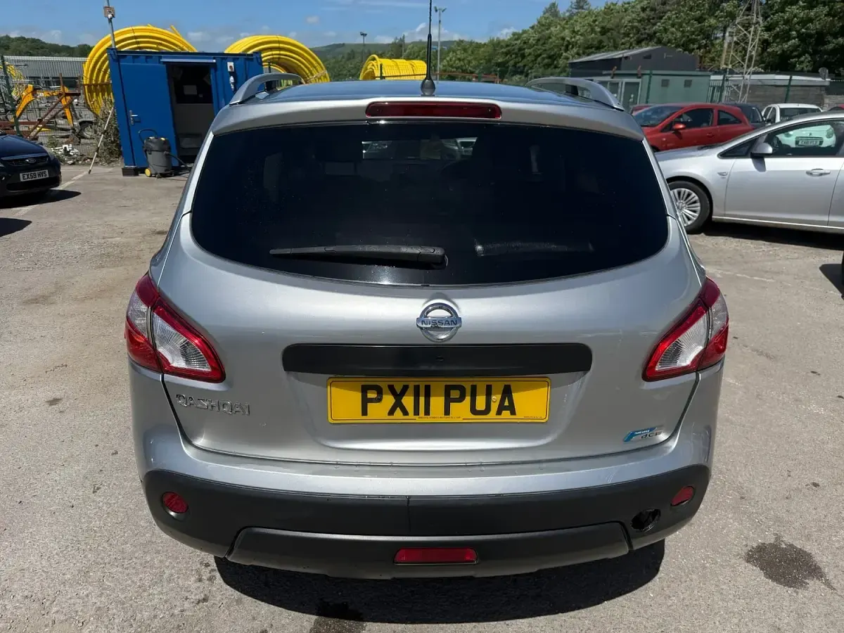 Used Nissan Qashqai N-TEC 2011 Silver SUV