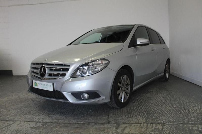 Used Mercedes B180 SE 109 HP (80 kW) 2014 Silver MPV