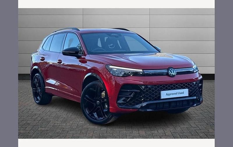 New VW Tiguan R-line 150 HP (110 kW) 2025 Red SUV