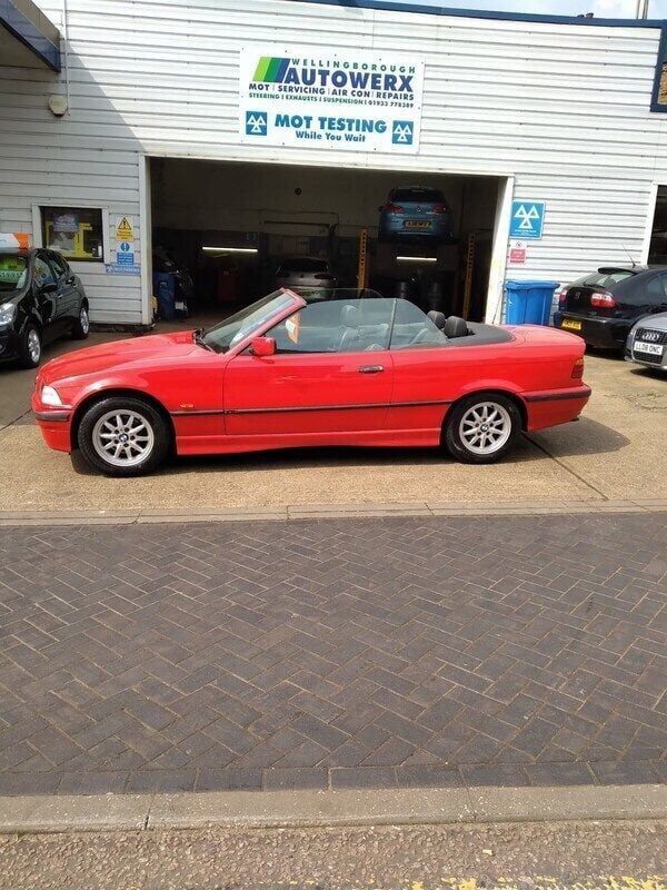 Used BMW 318 Cabriolet 1996 Red Cabriolet