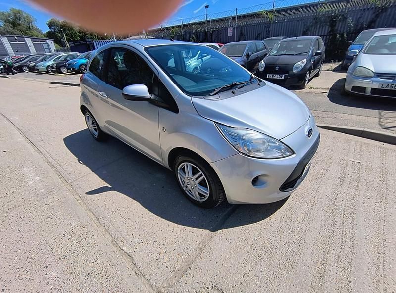 Used Ford Ka 69 HP (50 kW) 2012 Silver Hatchback