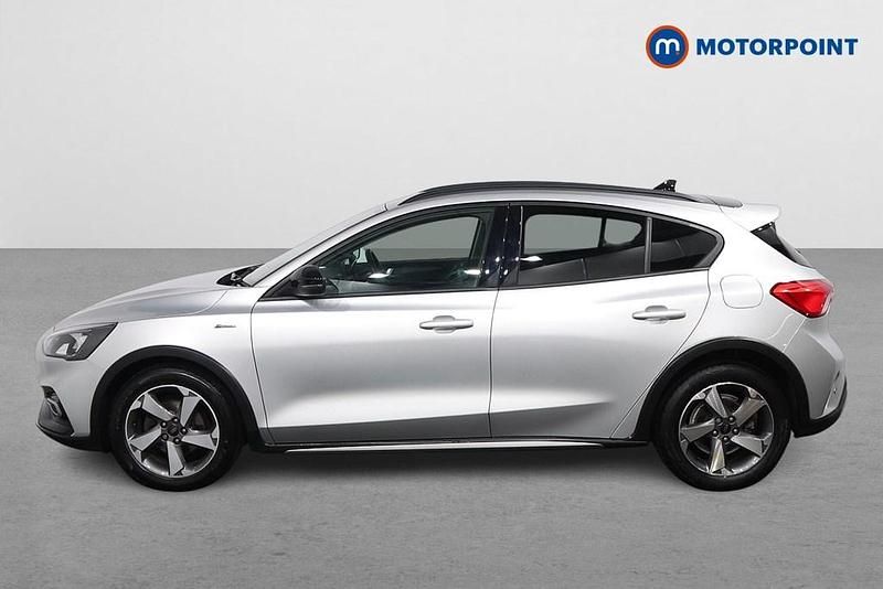 Used Ford Focus Active 125 HP (91 kW) 2021 Silver Hatchback