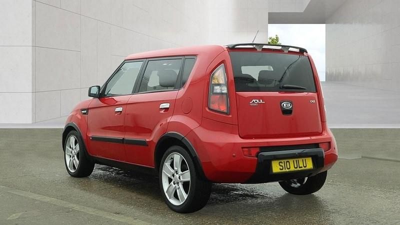 Used Kia Soul 126 HP (92 kW) 2009 Red SUV