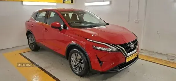 Used Nissan Qashqai Acenta Premium 140 HP (102 kW) 2021 Red SUV
