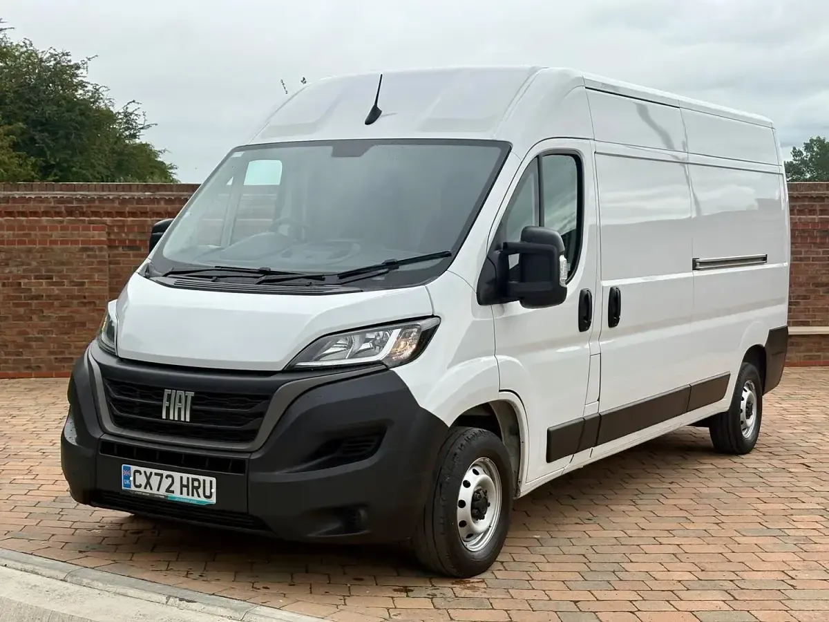 Used Fiat Ducato 140 HP (102 kW) 2022 White Van