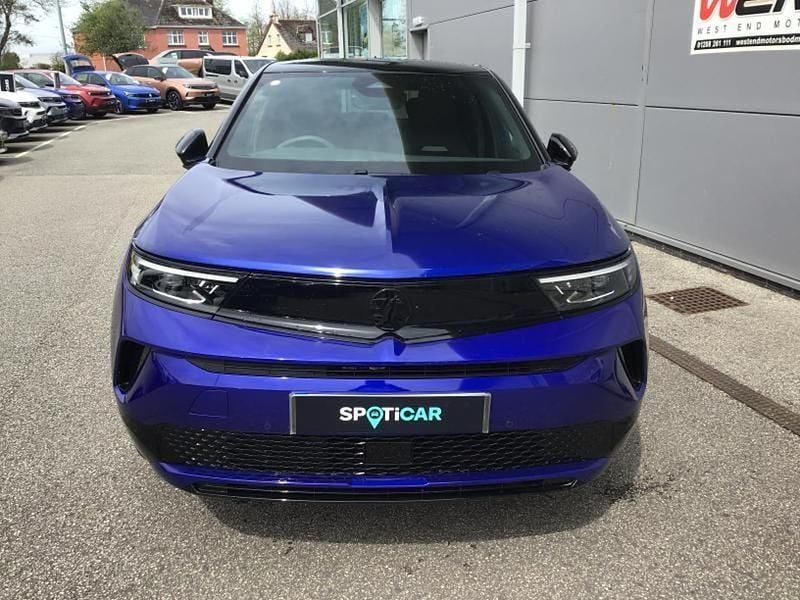 Second-hand Vauxhall Mokka Ultimate 113 kW (154 CP) 2025 Albastru SUV