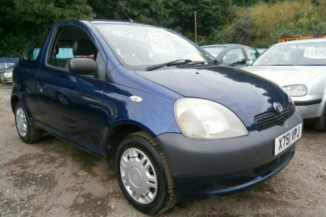Używany Toyota Yaris 2001 Hatchback
