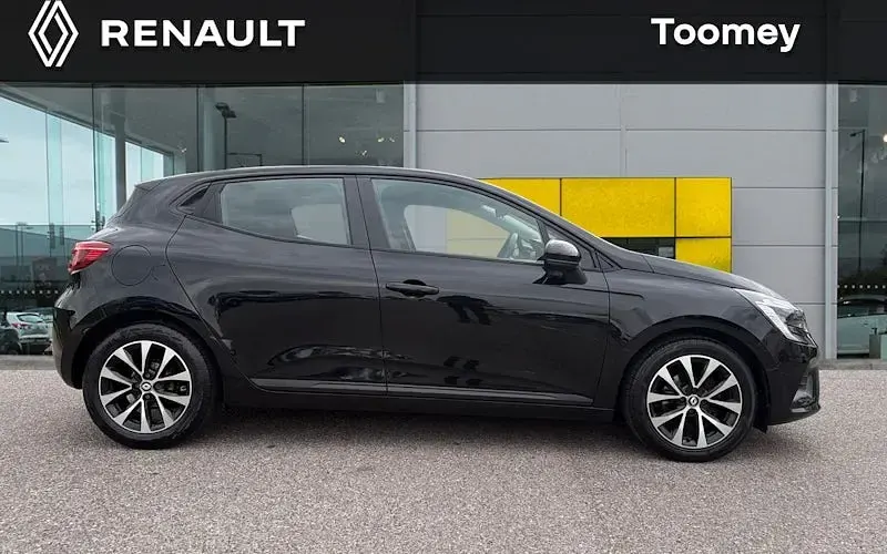 Used Renault Clio Evolution 90 HP (66 kW) 2023 Black  Hatchback