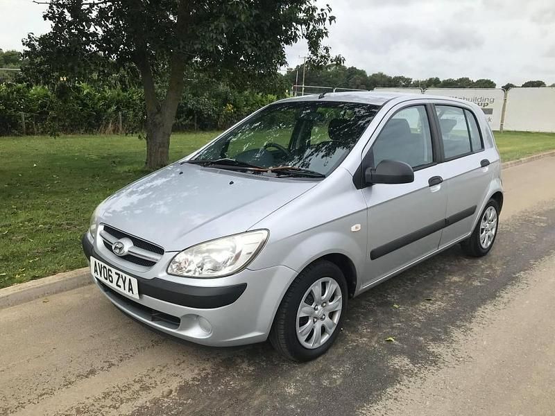 Used Hyundai Getz 65 HP (47 kW) 2006 Silver Hatchback