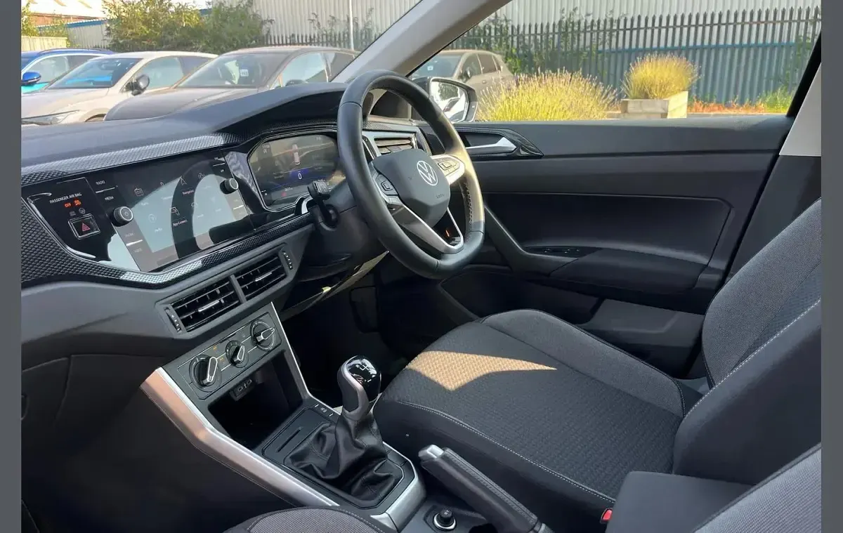 Used VW Polo Life 80 HP (58 kW) 2026 Black Hatchback