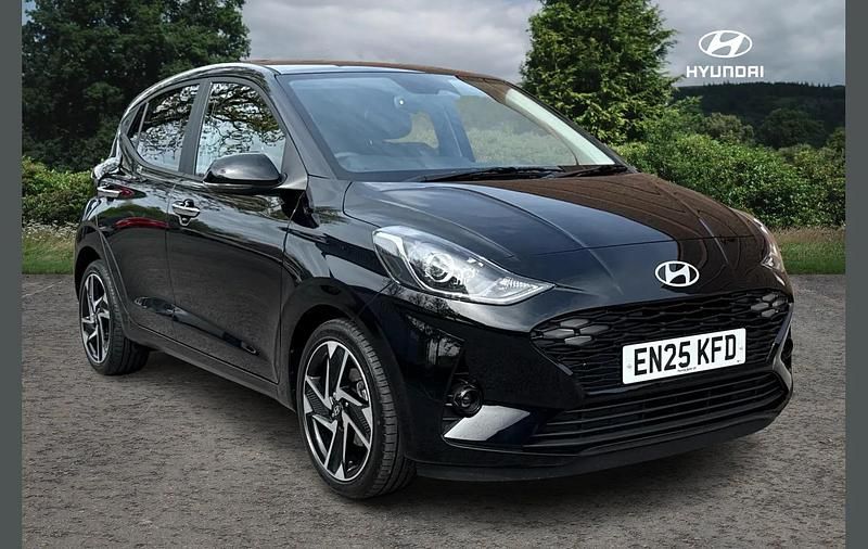 Used Hyundai i10 Premium 77 HP (56 kW) 2025 Black Hatchback
