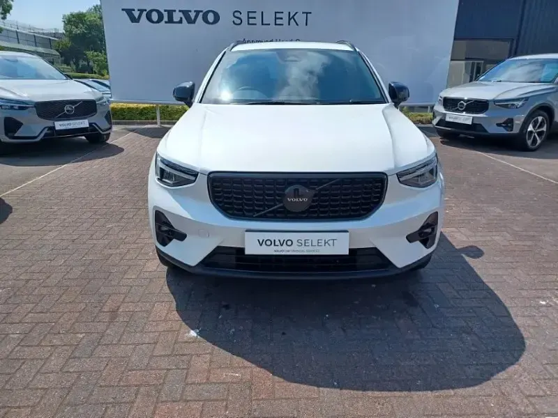 Used Volvo XC40 Plus 2025 White SUV