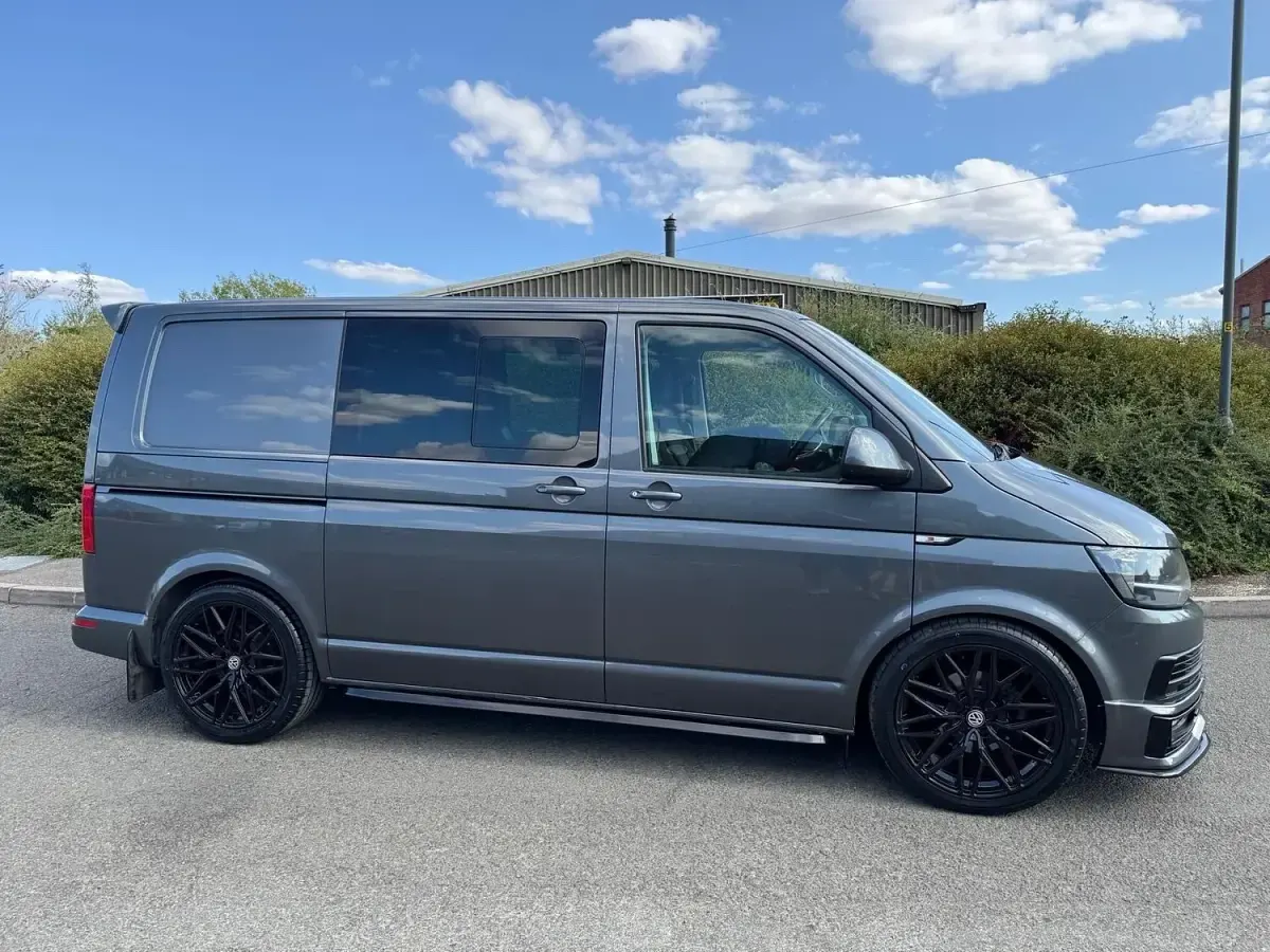 Used VW T6 Highline 150 HP (110 kW) 2016 Grey Van