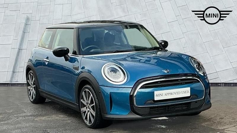 Used Mini Cooper Classic 134 HP (98 kW) 2022 Blue Hatchback