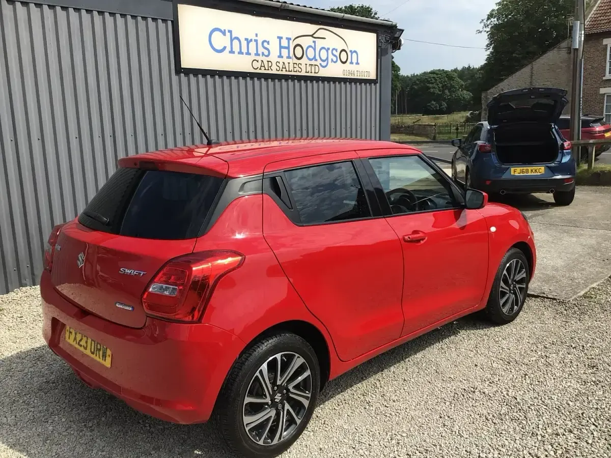 Used Suzuki Swift SZ-L 83 HP (61 kW) 2023 Red Hatchback