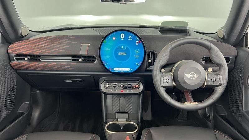 Used Mini Cooper 161 HP (118 kW) 2025 Grey Hatchback