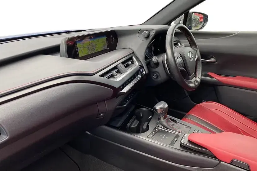 Used Lexus UX E-FOUR 181 HP (133 kW) 2020 Azure blue SUV