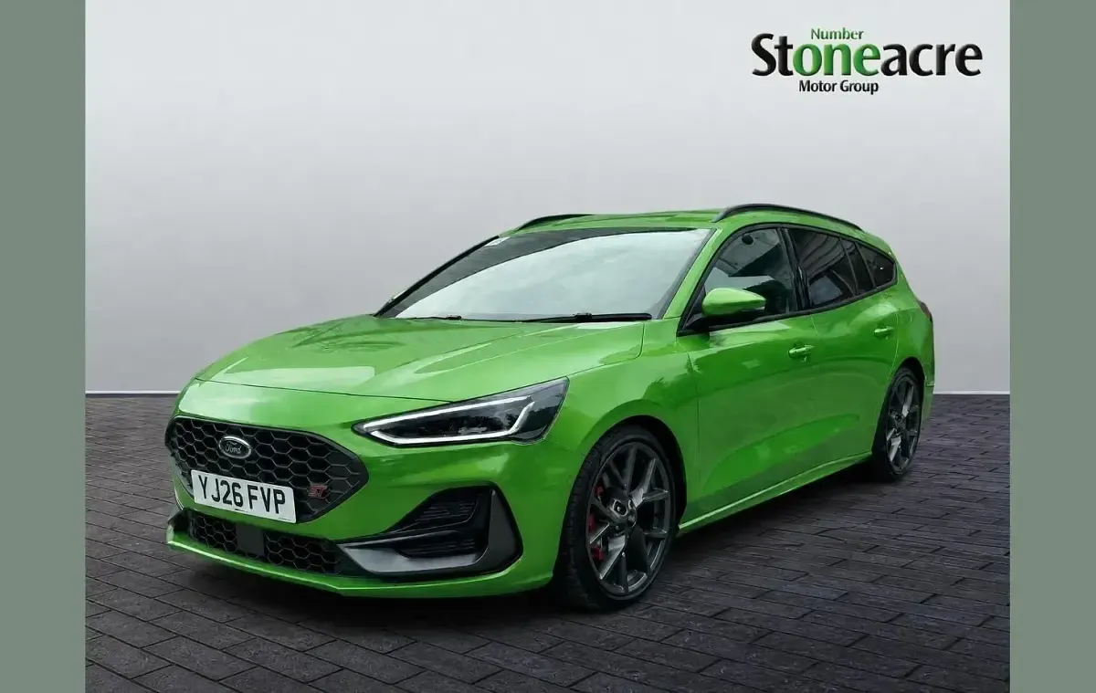 New Ford Focus ST 280 HP (205 kW) 2026 Green Estate