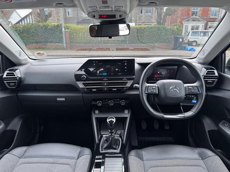 Used Citroën C4 PureTech 102 HP (75 kW) 2023 Grey SUV