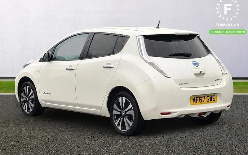 Used Nissan Leaf Tekna 80 kW (109 HP) 2017 White Hatchback