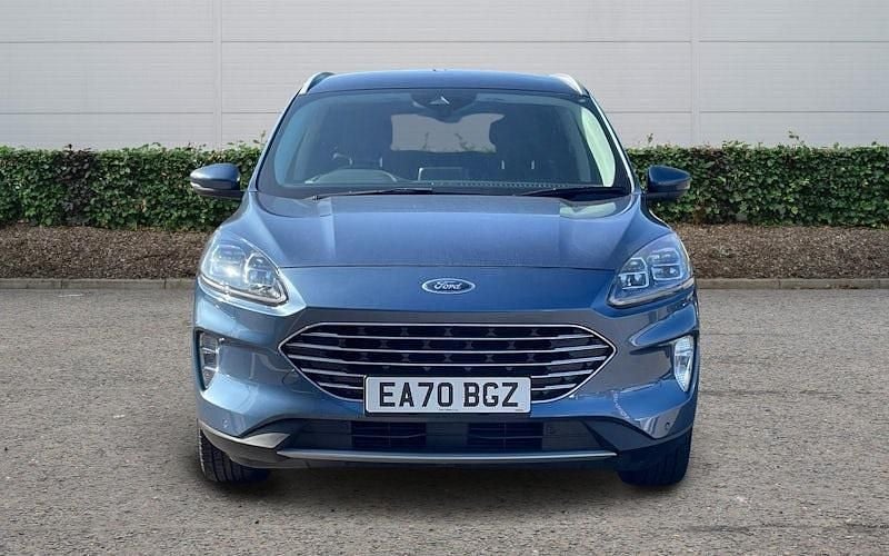 Usado Ford Kuga Titanium 120 HP (88 kW) 2020 Azul SUV