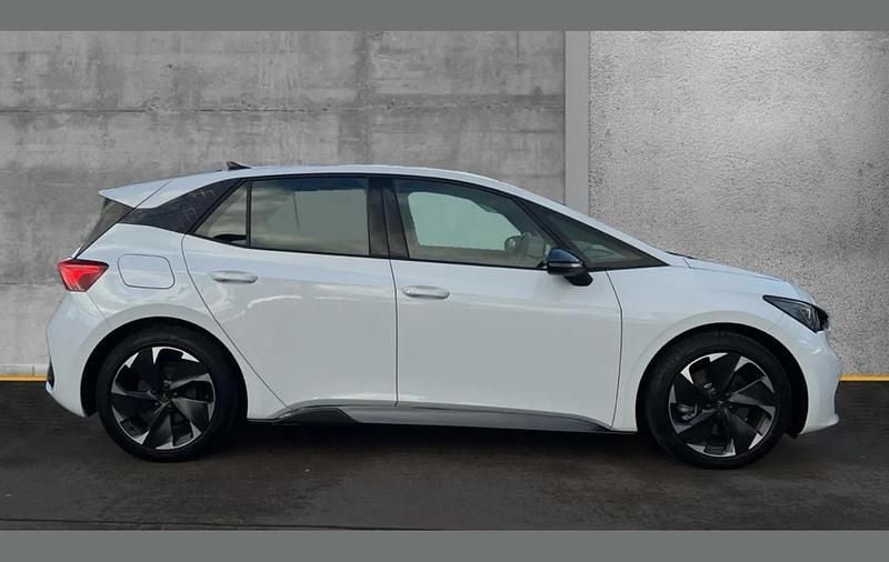 Used Cupra Born e-Boost 169 kW (231 HP) 2024 White Hatchback