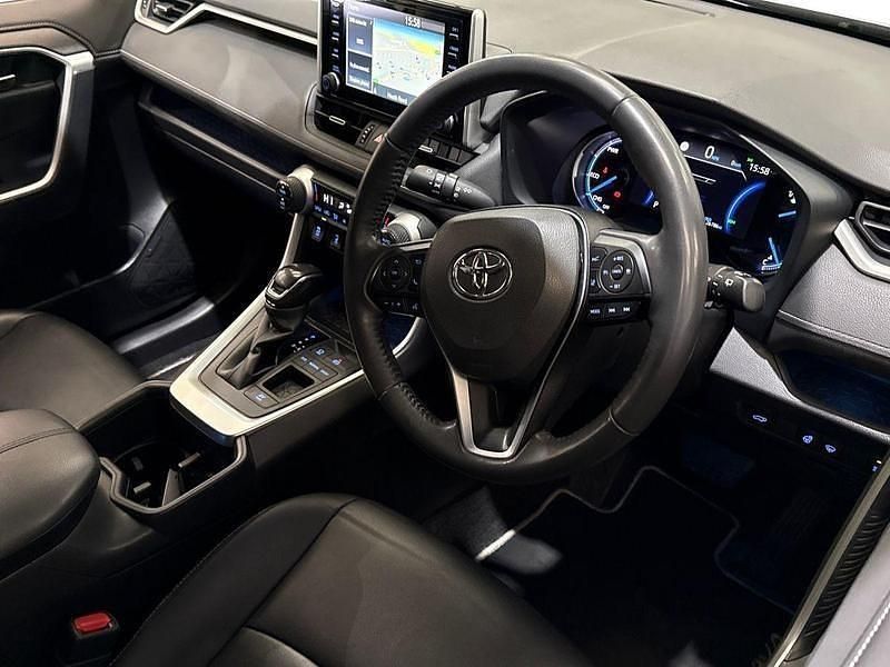 Used Toyota RAV4 2022 Silver Estate