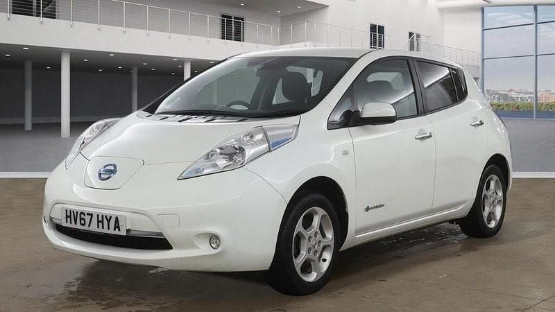 Used Nissan Leaf Acenta 80 kW (109 HP) 2017 White Hatchback