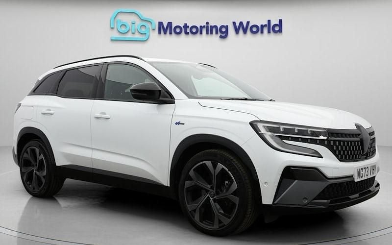 Used 2024 Renault Austral Techno Esprit Alpine SUV | £24,700 (Fair price) - Image 1/4