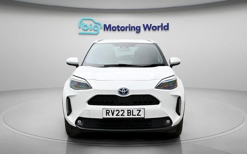 Used Toyota Yaris Hybrid Design 116 HP (85 kW) 2026 Estate