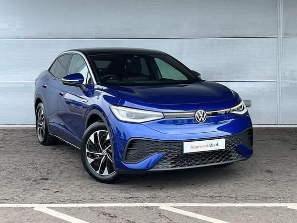 Blue Used 2022 VW ID.5 Pro Performance SUV | £26,995 (Fair price) - Image 1/4