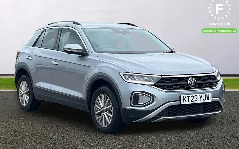 Begagnad VW T-Roc Life 150 HK (110 kW) 2023 SUV