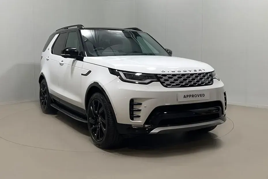 Used Land Rover Discovery 295 HP (216 kW) 2023 White SUV