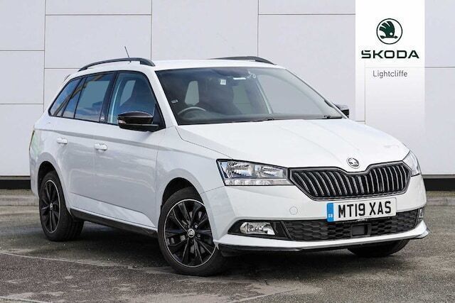 Moon white metallic Used 2019 Skoda Fabia Estate | £10,590 - Image 1/4