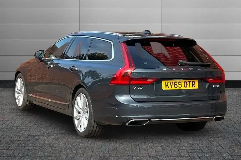 Used Volvo V90 Inscription 232 HP (170 kW) 2019 Grey Estate