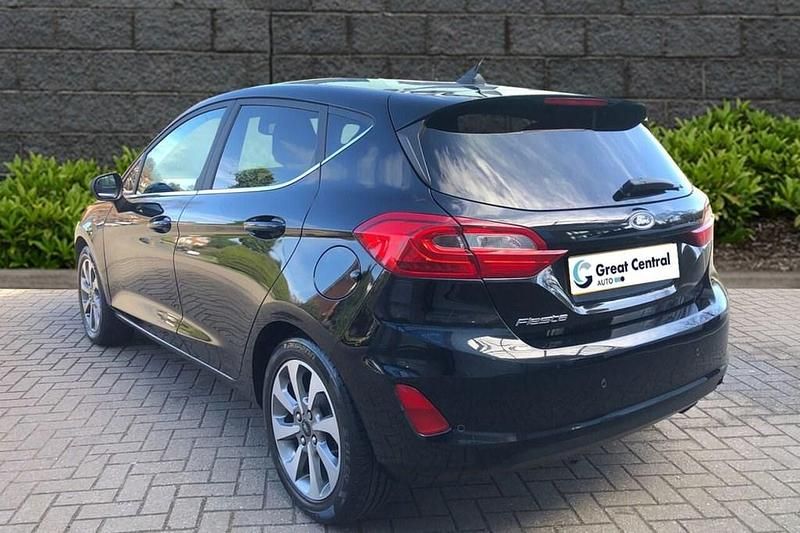Usado Ford Fiesta Titanium 100 HP (73 kW) 2020 Preto Citadino