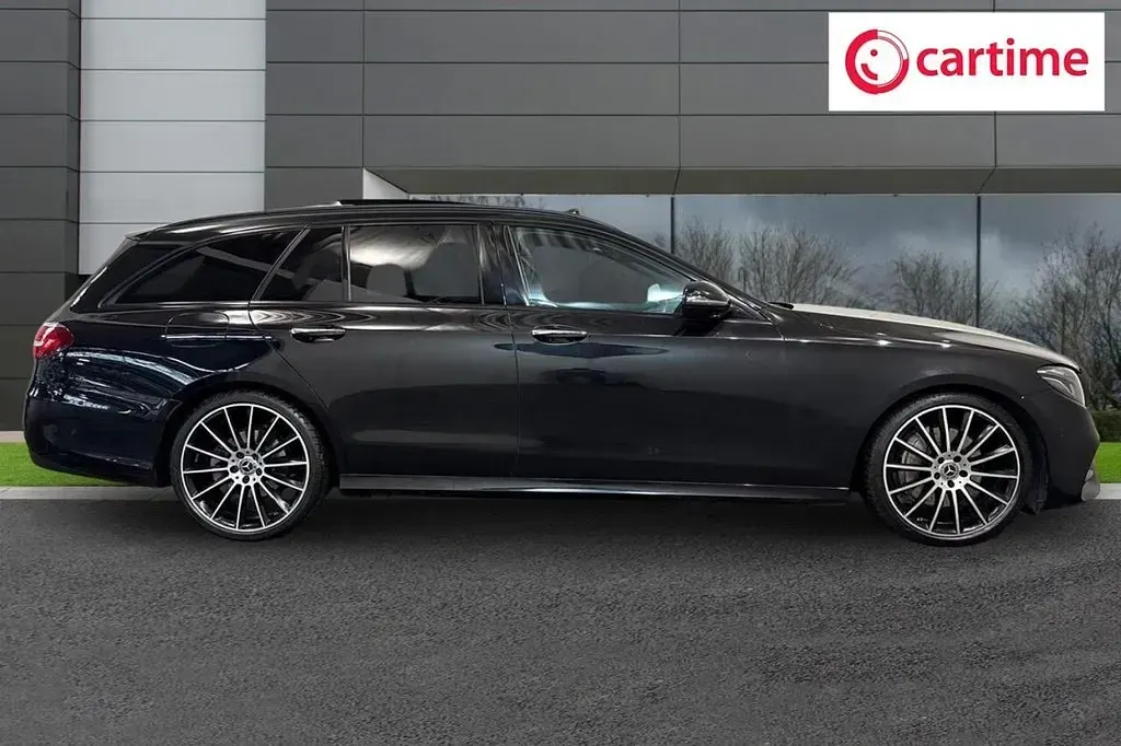 Used Mercedes E300 AMG line 245 HP (180 kW) 2020 Black Estate