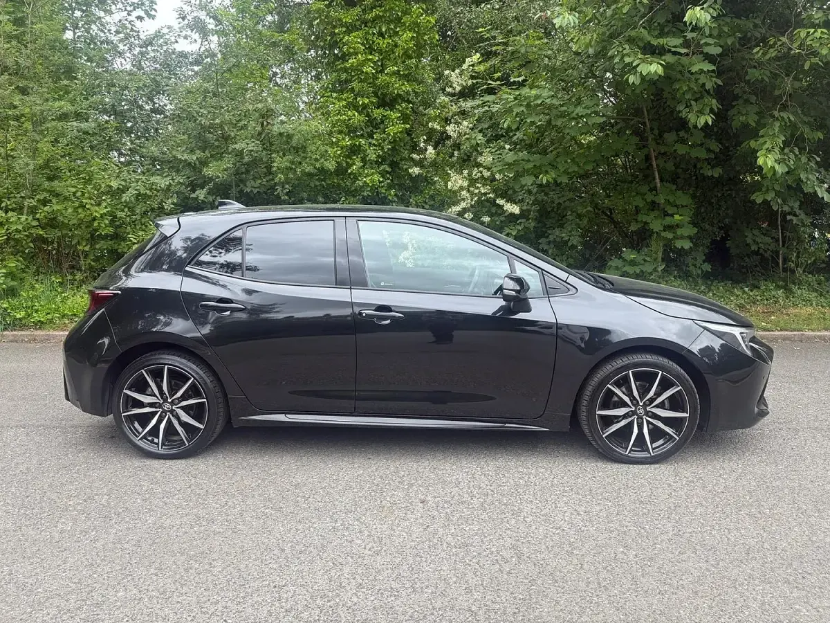 Used Toyota Corolla Sport 190 HP (139 kW) 2023 Black Hatchback