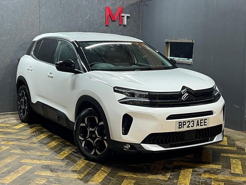 White Used 2023 Citroën C5 Aircross PureTech SUV | £10,990 - Image 1/4
