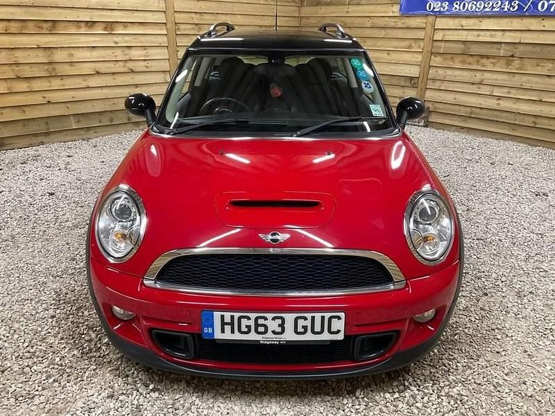 Used Mini Cooper Clubman 184 HP (135 kW) 2014 Red Estate