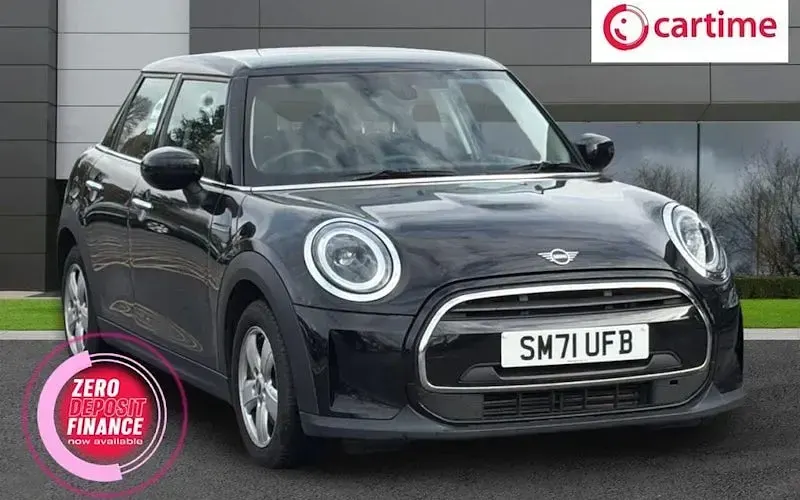 Used Mini Cooper Classic 136 HP (100 kW) 2022 Hatchback