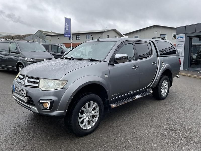 Used Mitsubishi L200 176 HP (129 kW) 2015 Grey Pickup