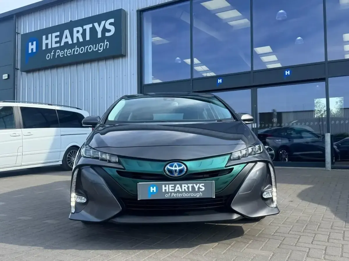 Used Toyota Prius Business Edition 122 HP (89 kW) 2019 Grey Hatchback