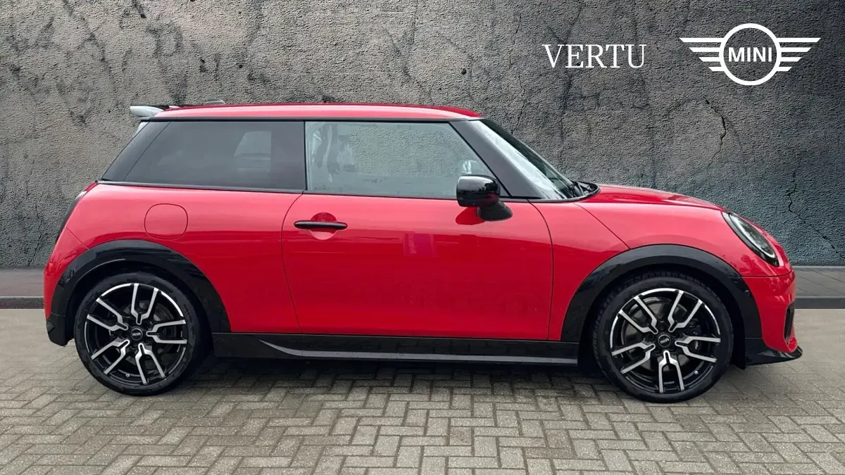 Used Mini Cooper Exclusive 150 kW (204 HP) 2025 Red Hatchback