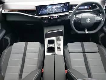 Used Vauxhall Grandland X Ultimate 136 HP (100 kW) 2025 White SUV